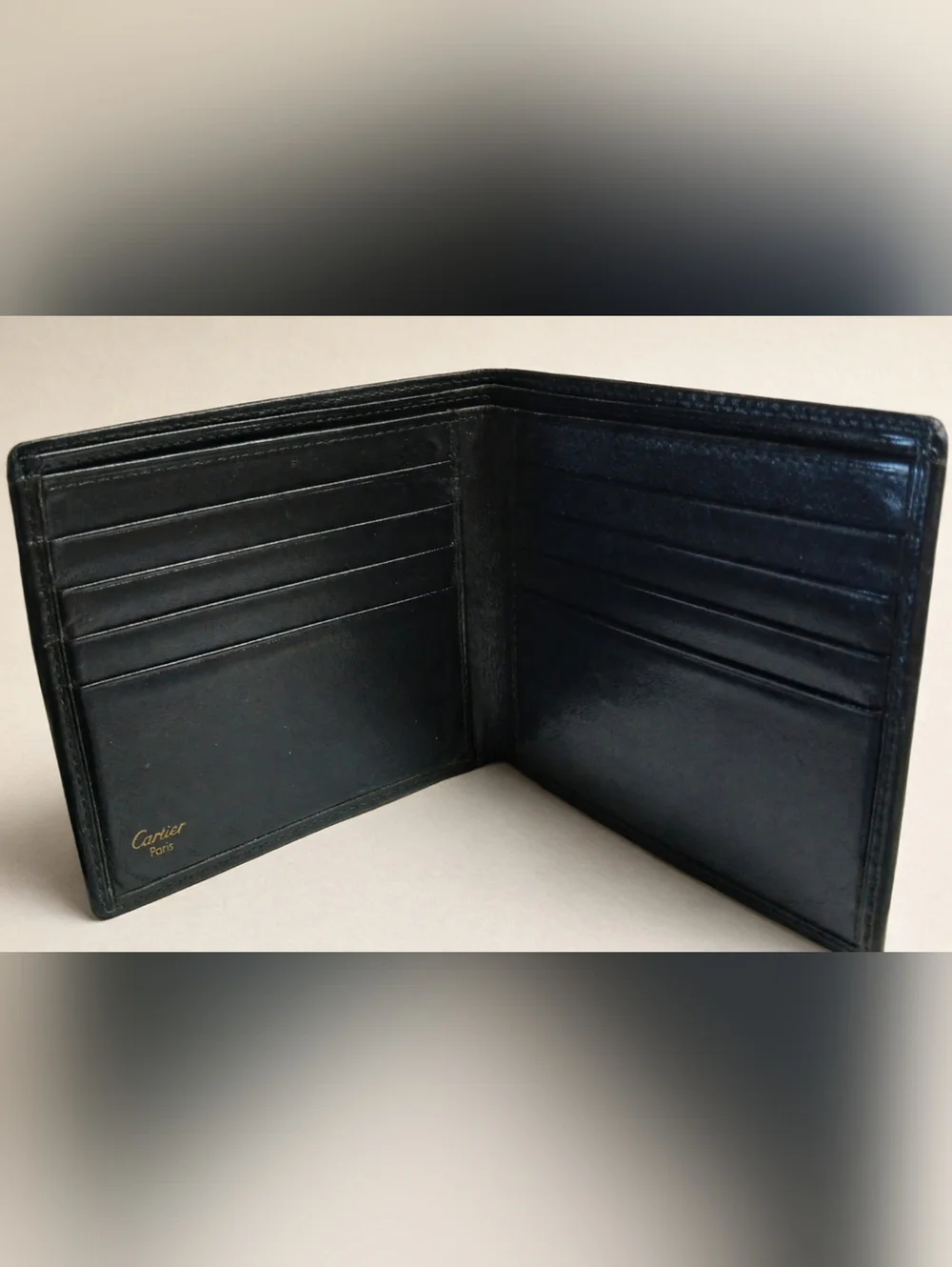 Cartier Luxury Authentic Leather Wallet EUC
